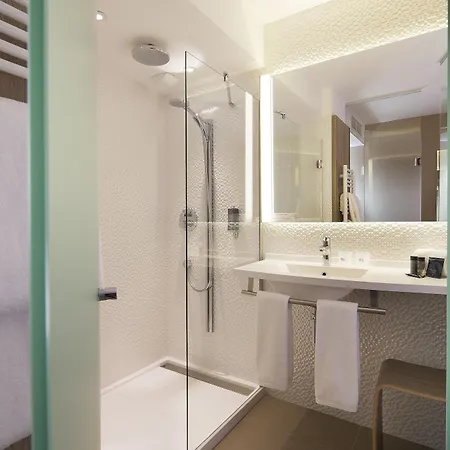 Hotel Oceania Paris Roissy Cdg 4*