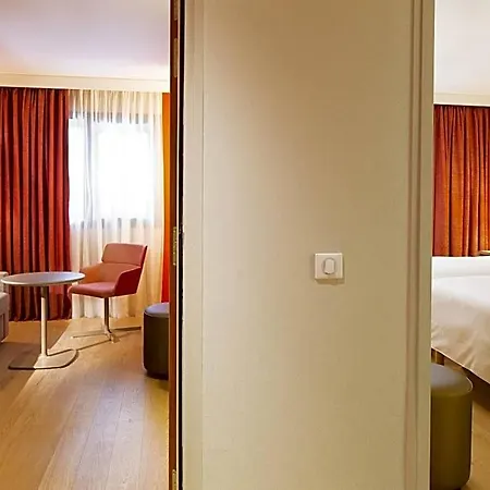Oceania Paris Roissy Cdg Le Mesnil-Amelot