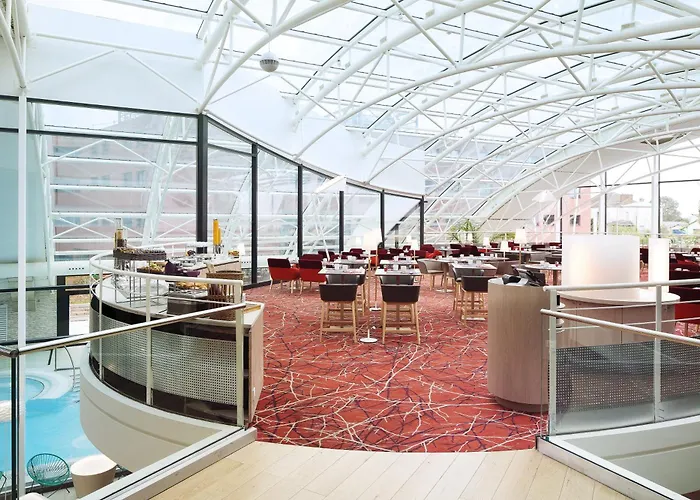 Oceania Paris Roissy Cdg Le Mesnil-Amelot